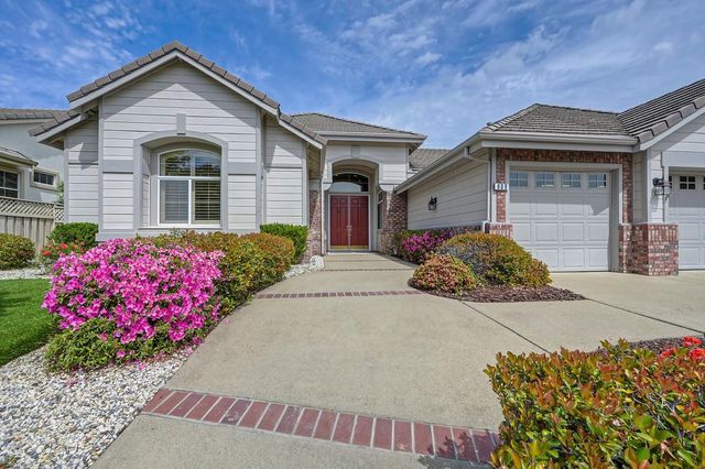 808 Dragonfly Ct, Roseville, CA 95747