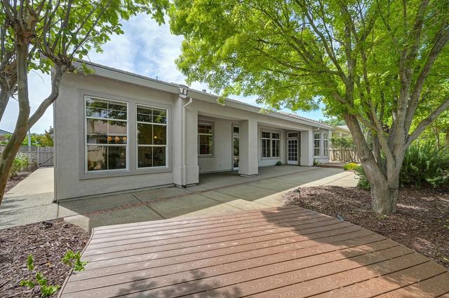 808 Dragonfly Ct, Roseville, CA 95747