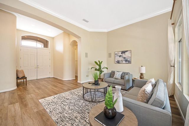 808 Dragonfly Ct, Roseville, CA 95747