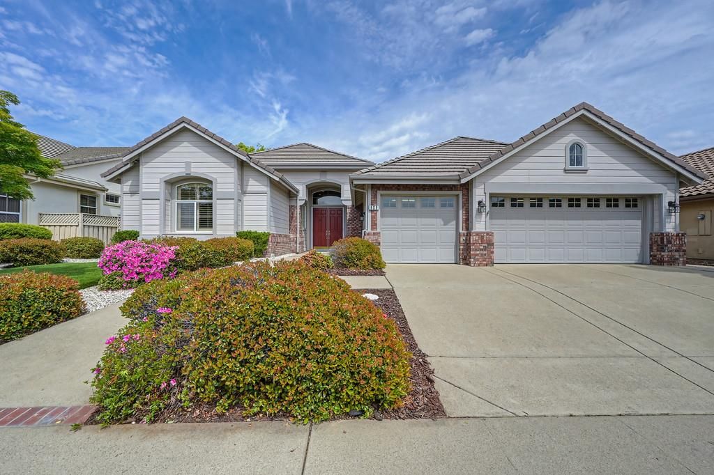 808 Dragonfly Ct, Roseville, CA 95747