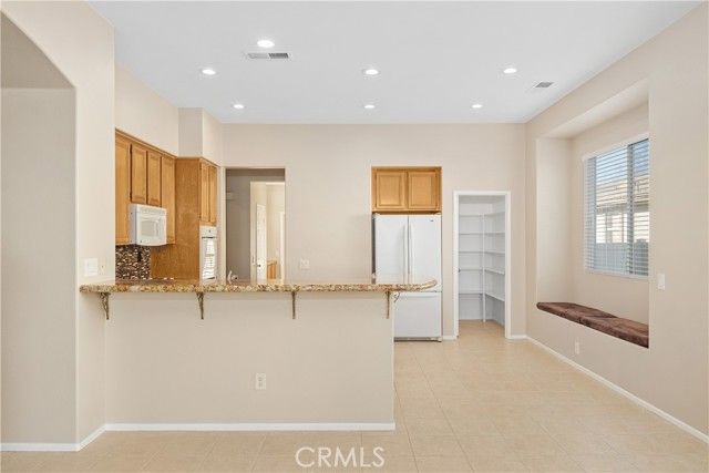 37528 Windsor Court, Murrieta, CA 92562