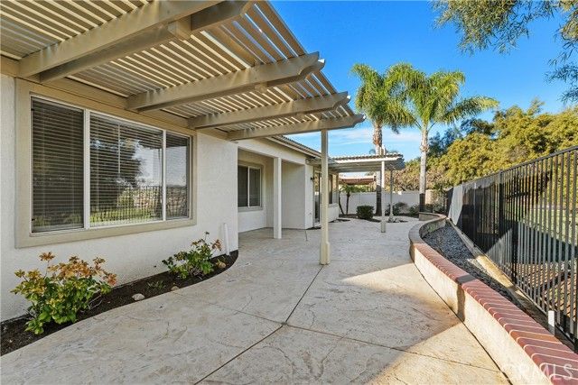 37528 Windsor Court, Murrieta, CA 92562