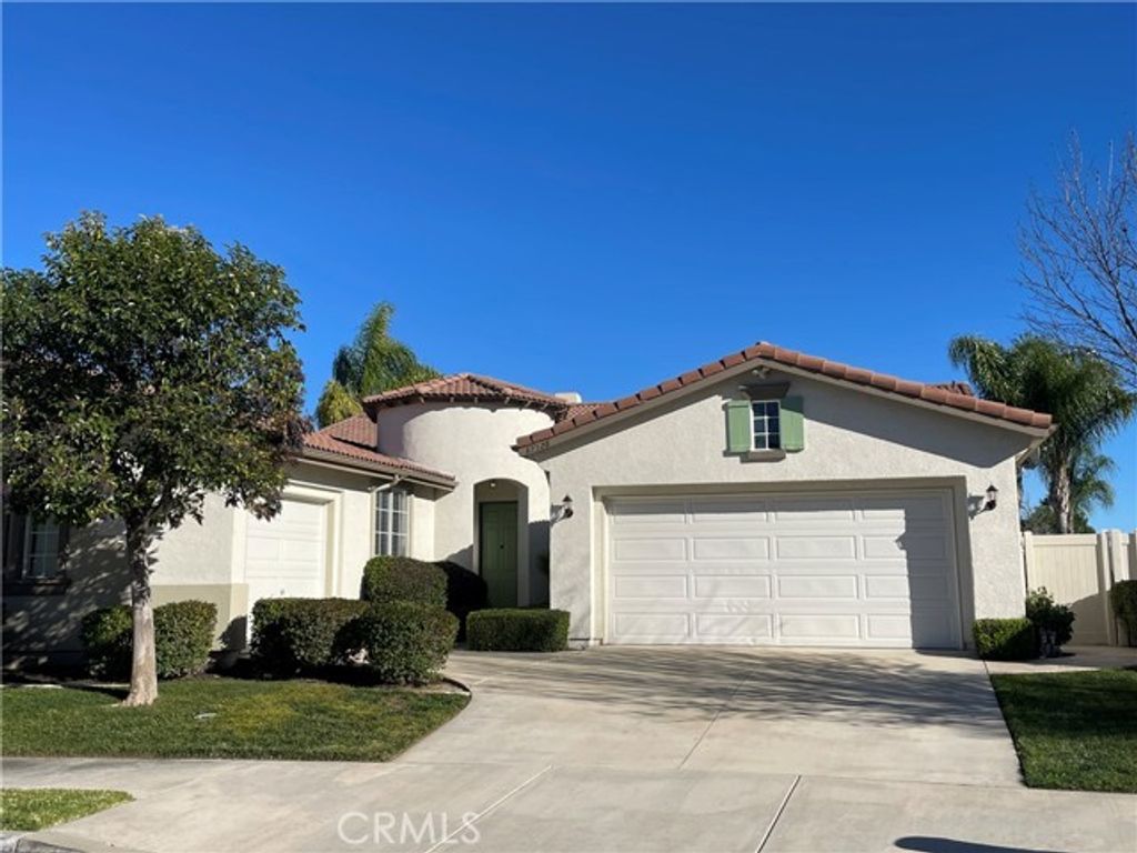 37528 Windsor Court, Murrieta, CA 92562
