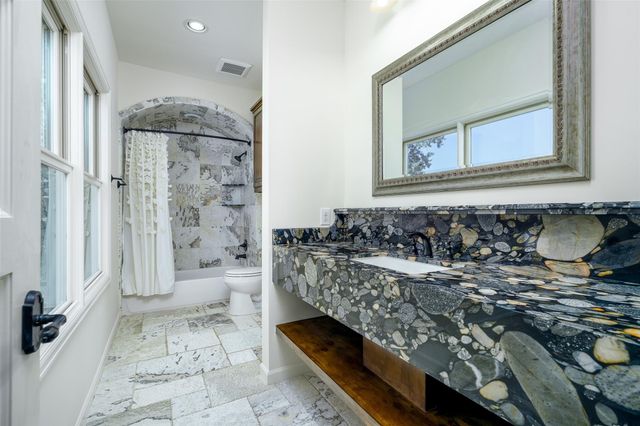 4301 Holt Street, Bellaire, TX 77401