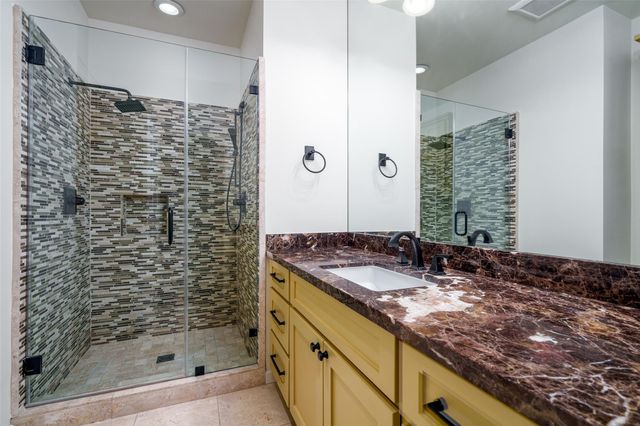 4301 Holt Street, Bellaire, TX 77401