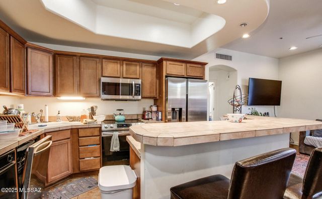 446 N Campbell Ave Unit 2204, Tucson, AZ 85719