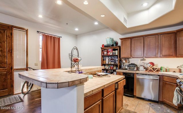 446 N Campbell Ave Unit 2204, Tucson, AZ 85719