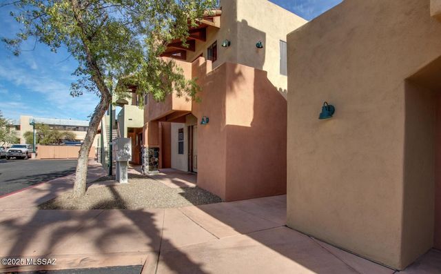 446 N Campbell Ave Unit 2204, Tucson, AZ 85719