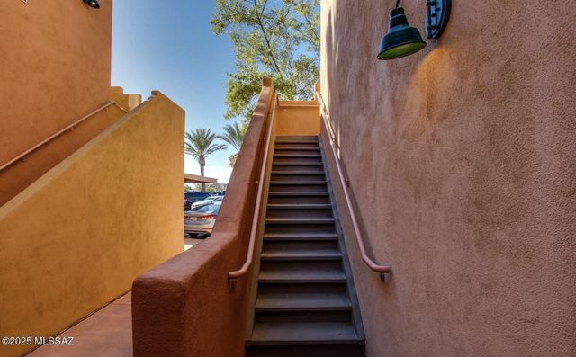 446 N Campbell Ave Unit 2204, Tucson, AZ 85719
