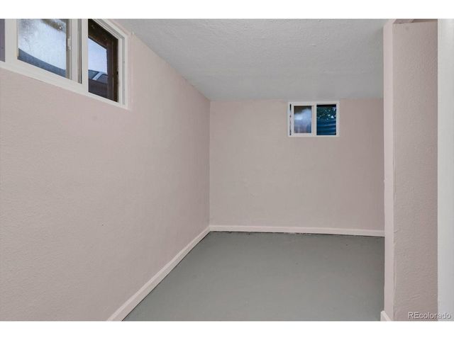 790 S Raleigh St, Denver, CO 80219