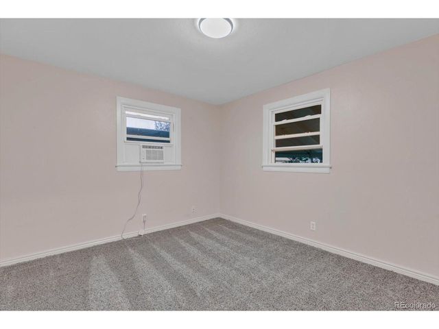 790 S Raleigh St, Denver, CO 80219