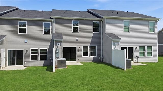 430 Blissful Court, Taylors, SC 29687