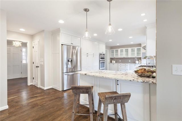 1050 Lakemont Trace, Roswell, GA 30075