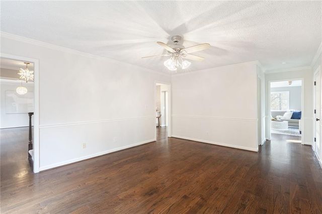 1050 Lakemont Trace, Roswell, GA 30075