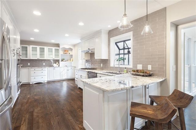 1050 Lakemont Trace, Roswell, GA 30075