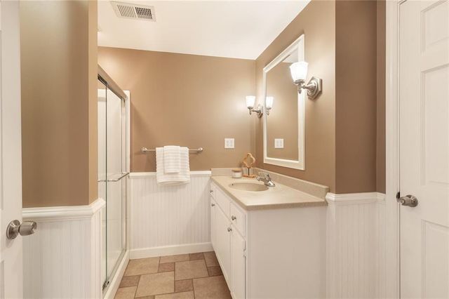 1050 Lakemont Trace, Roswell, GA 30075