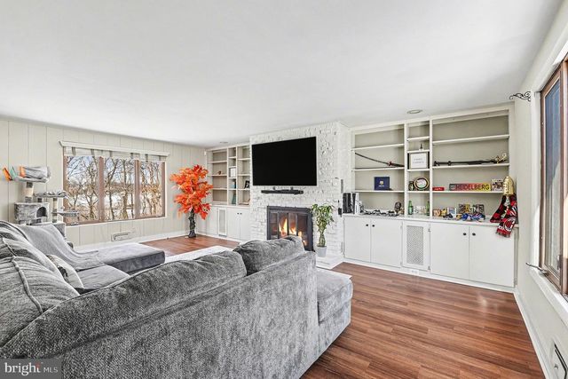 3 MARBETH HILLLL HL, Westminster, MD 21157