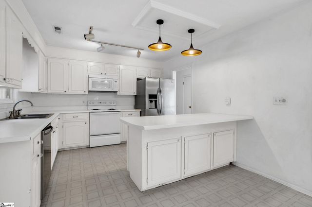 10 Sylvatus Court, Greenville, SC 29617