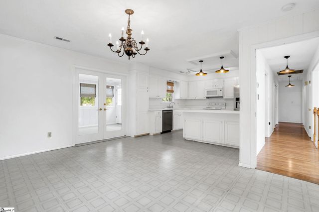 10 Sylvatus Court, Greenville, SC 29617