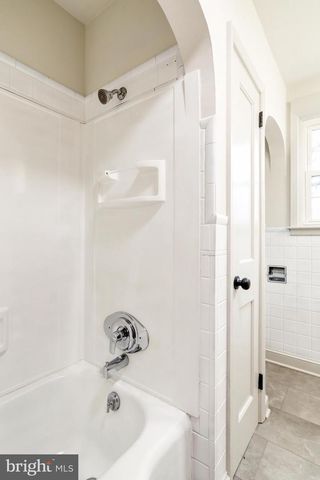 2333 LOUCKS RD, York, PA 17408