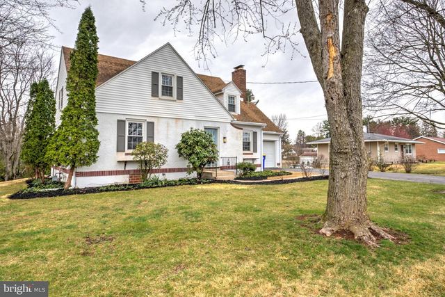 2333 LOUCKS RD, York, PA 17408