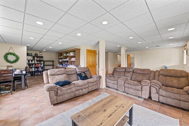16035 W Red Cloud Drive, Lockport, IL 60441