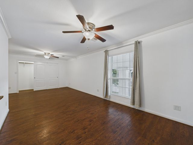 5333 Richmond Avenue 20, Houston, TX 77056