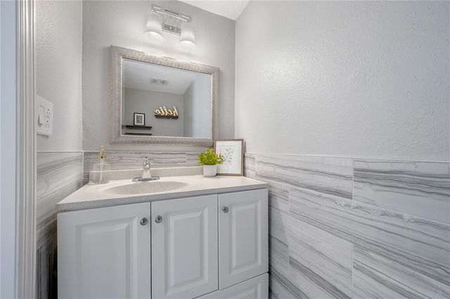 2902 N JEFFERSON STREET, Tampa, FL 33602