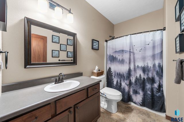 1006 Tanner Ct Court, Tea, SD 57064