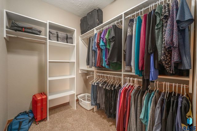 1006 Tanner Ct Court, Tea, SD 57064