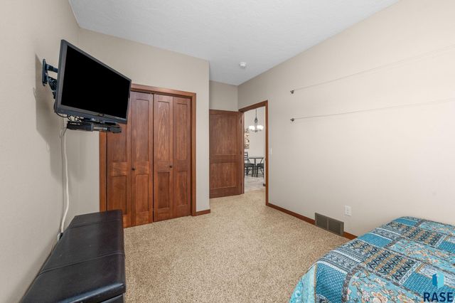 1006 Tanner Ct Court, Tea, SD 57064