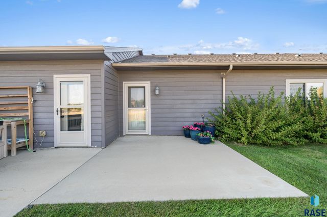 1006 Tanner Ct Court, Tea, SD 57064