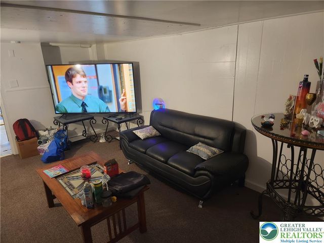 435 Main Street, Slatington Boro, PA 18080