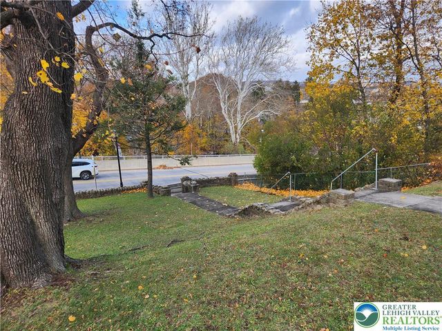 435 Main Street, Slatington Boro, PA 18080