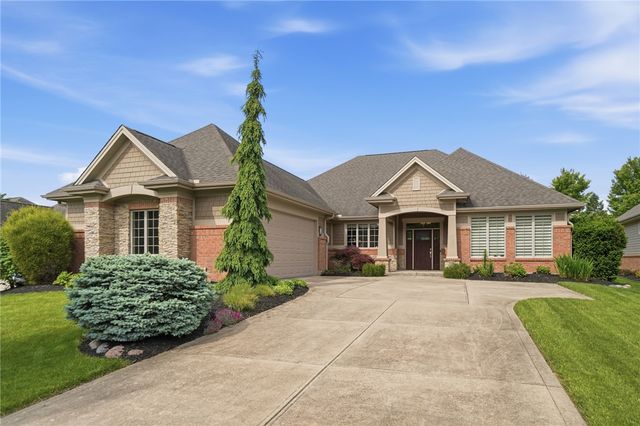 1439 Champions Way, Beavercreek Twp, OH 45385