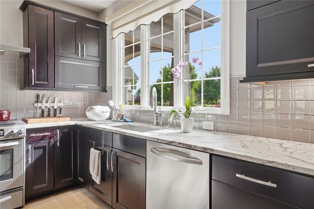 1439 Champions Way, Beavercreek Twp, OH 45385