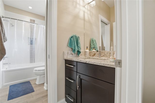 1439 Champions Way, Beavercreek Twp, OH 45385