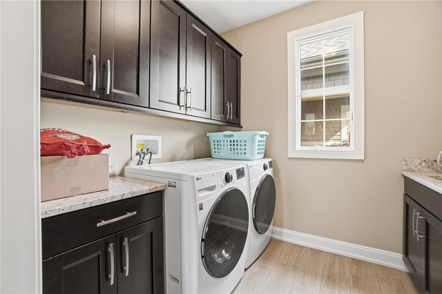 1439 Champions Way, Beavercreek Twp, OH 45385