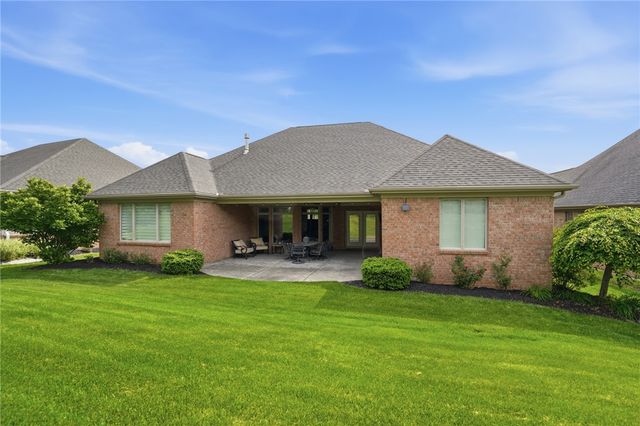 1439 Champions Way, Beavercreek Twp, OH 45385