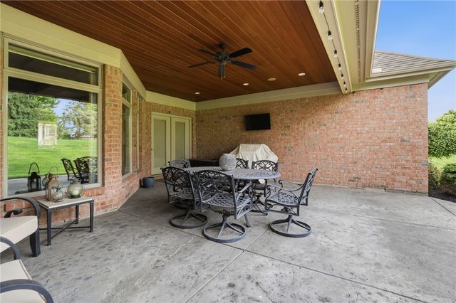 1439 Champions Way, Beavercreek Twp, OH 45385