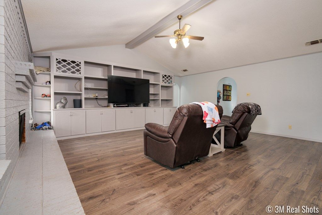 Image 10 of property listing at 3633 Clare Dr, San Angelo, TX 76904