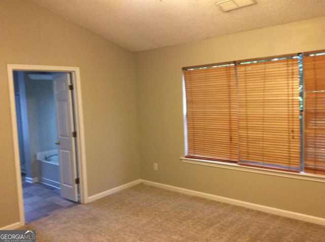 1087 Glen Chase Drive, Lawrenceville, GA 30044