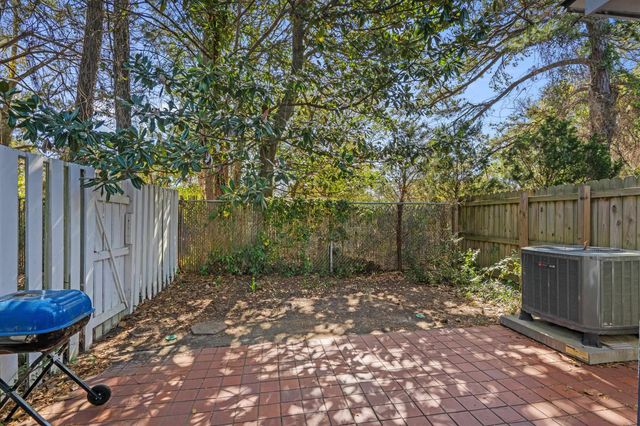 4505 N Kings Hwy Apt D11, Myrtle Beach, SC 29577