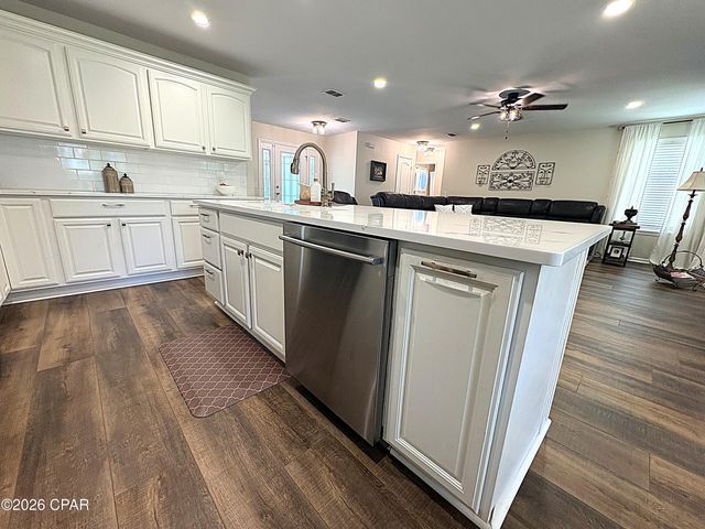 4667 River Drive, Marianna, FL 32446