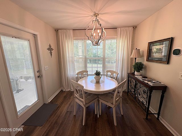 4667 River Drive, Marianna, FL 32446