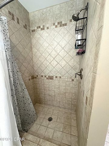 4667 River Drive, Marianna, FL 32446