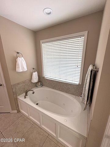 4667 River Drive, Marianna, FL 32446