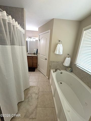 4667 River Drive, Marianna, FL 32446