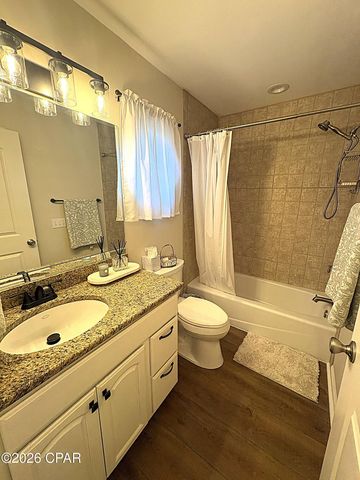 4667 River Drive, Marianna, FL 32446