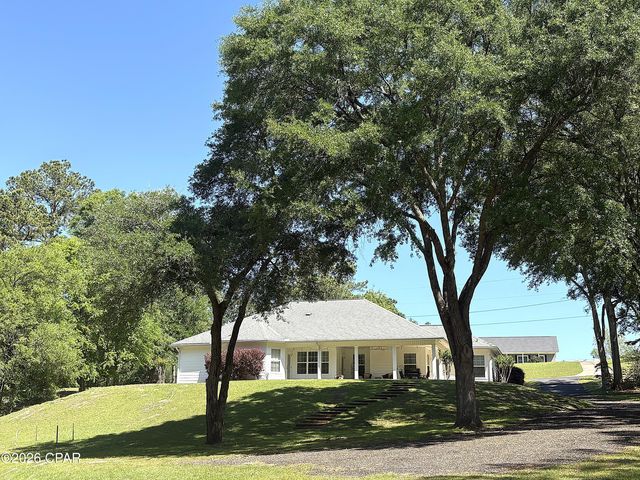 4667 River Drive, Marianna, FL 32446